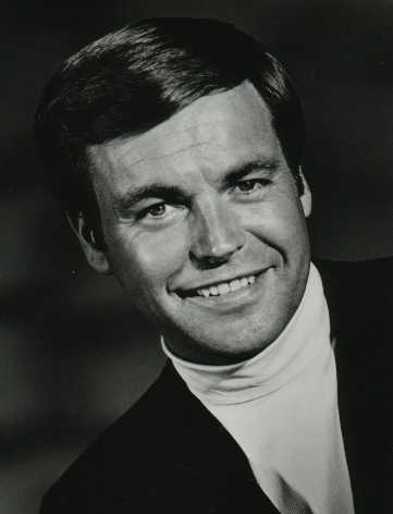 TV Shows – Pictures – Robert Wagner